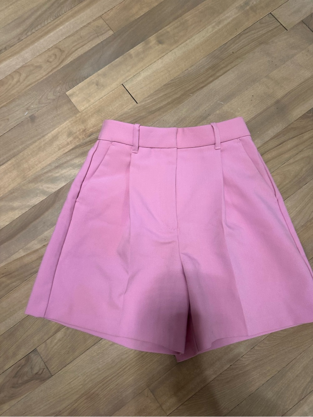 Abercrombie & Fitch High-Waist Tailored Shorts
